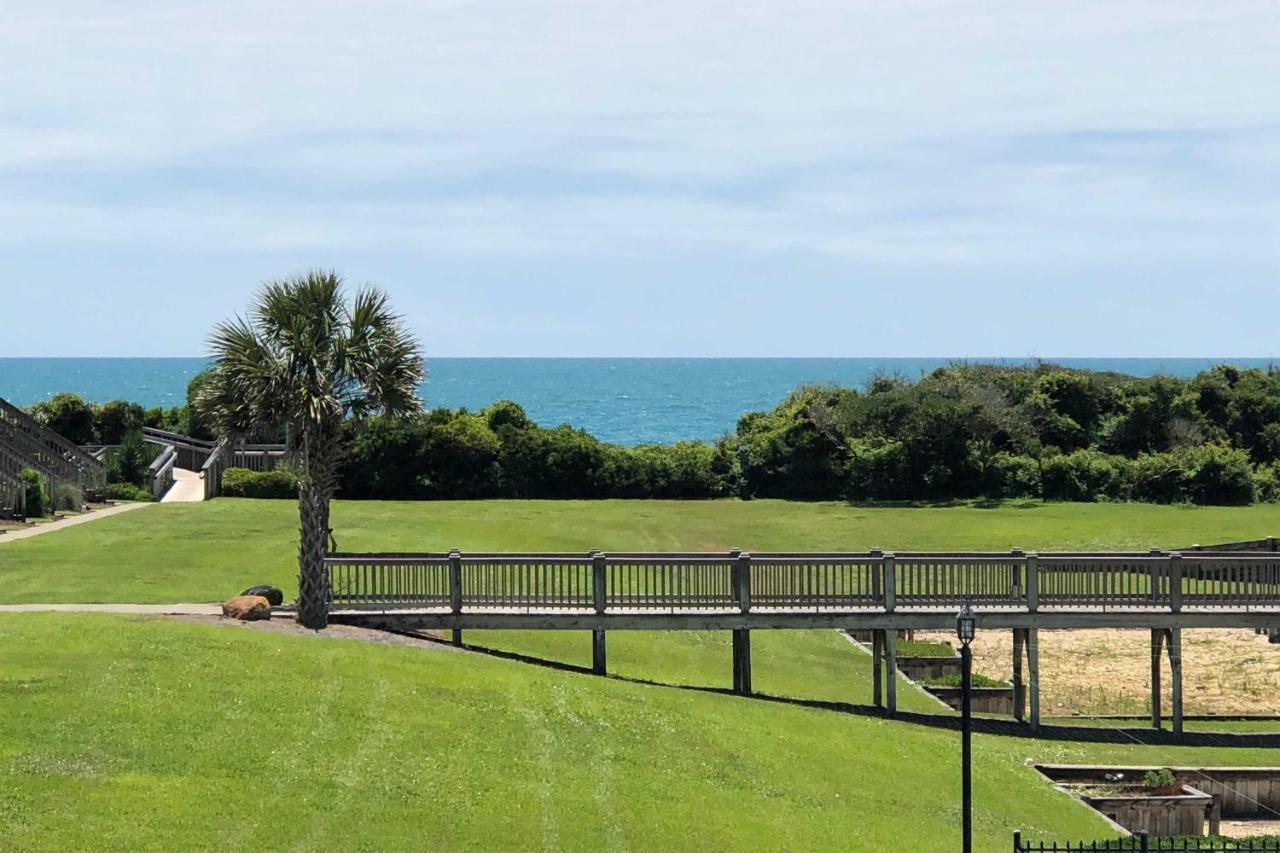 Bright Emerald Isle Condo With Private Beach Access! Luaran gambar