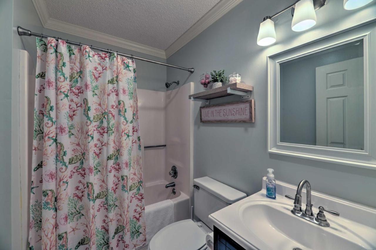 Bright Emerald Isle Condo With Private Beach Access! Luaran gambar
